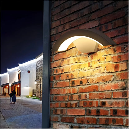 Wandlamp – LED verlichting – Moderne boogvorm – Voor buiten of tuin