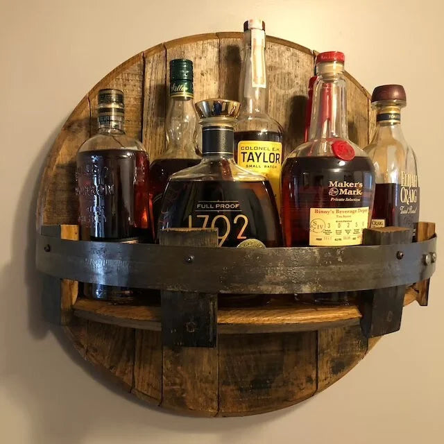 Whiskyvat wandrek – houten constructie – metalen band – voor drankflessen