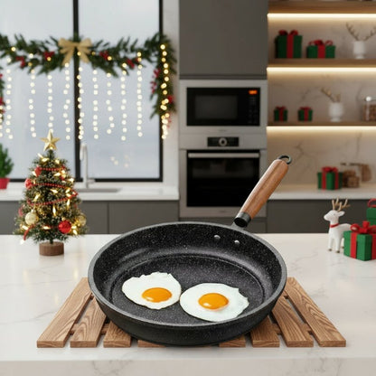 Koekenpan met Houten Handvat – Non-stick Coating – Voor Eieren en Gerechten