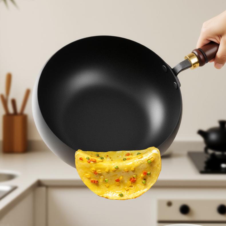 Wokpan met Houten Handvat – Duurzaam en Stijlvol – Voor Koken en Roerbakken
