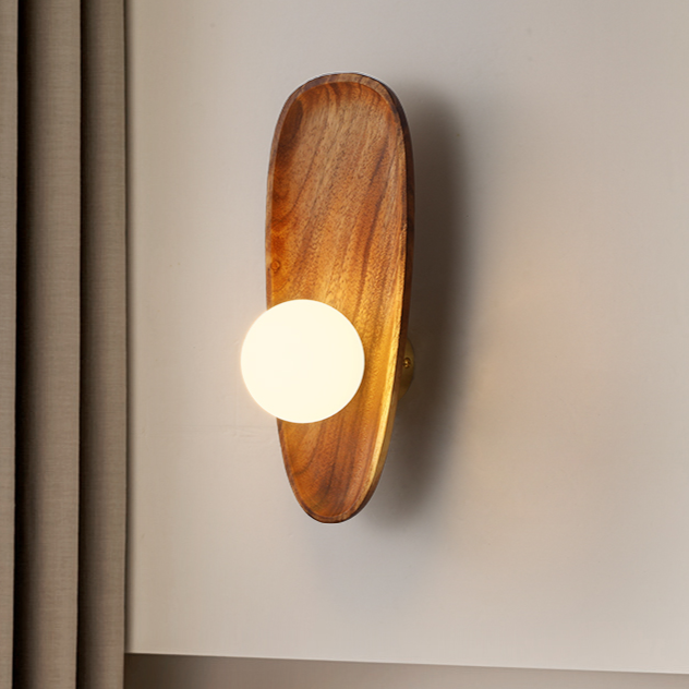 Wandlamp – Houten basis – Witte bol – Modern design voor woonkamer